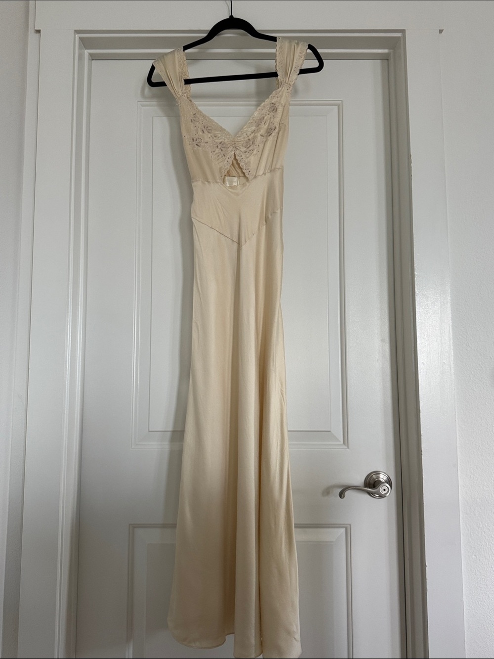 NWT Doen Saorise Dress in Mother of Pearl